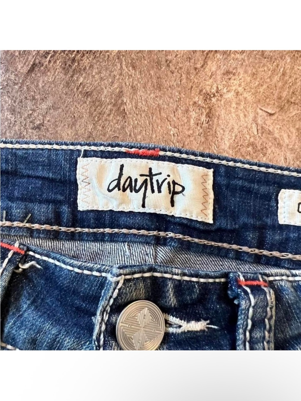 Daytrip Distressed Denim Short with Colorful Patch 25 - Picture 2 of 8